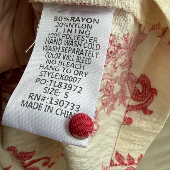 Umgee Red and Cream Paisley Mixed Print Top - Picture 6 of 6